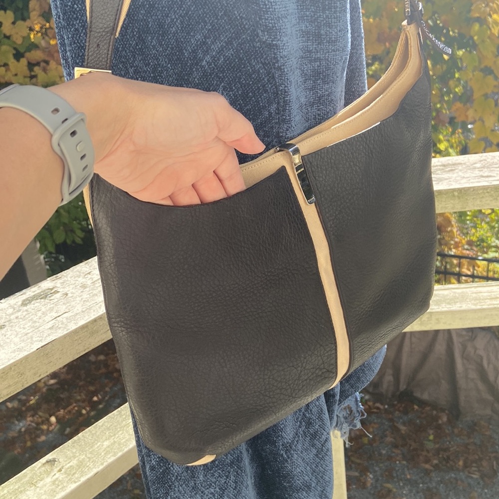 Bally Mod Hobo Brown Leather Beige Canvas Shoulder Handbag Purse - Picture 4 of 14